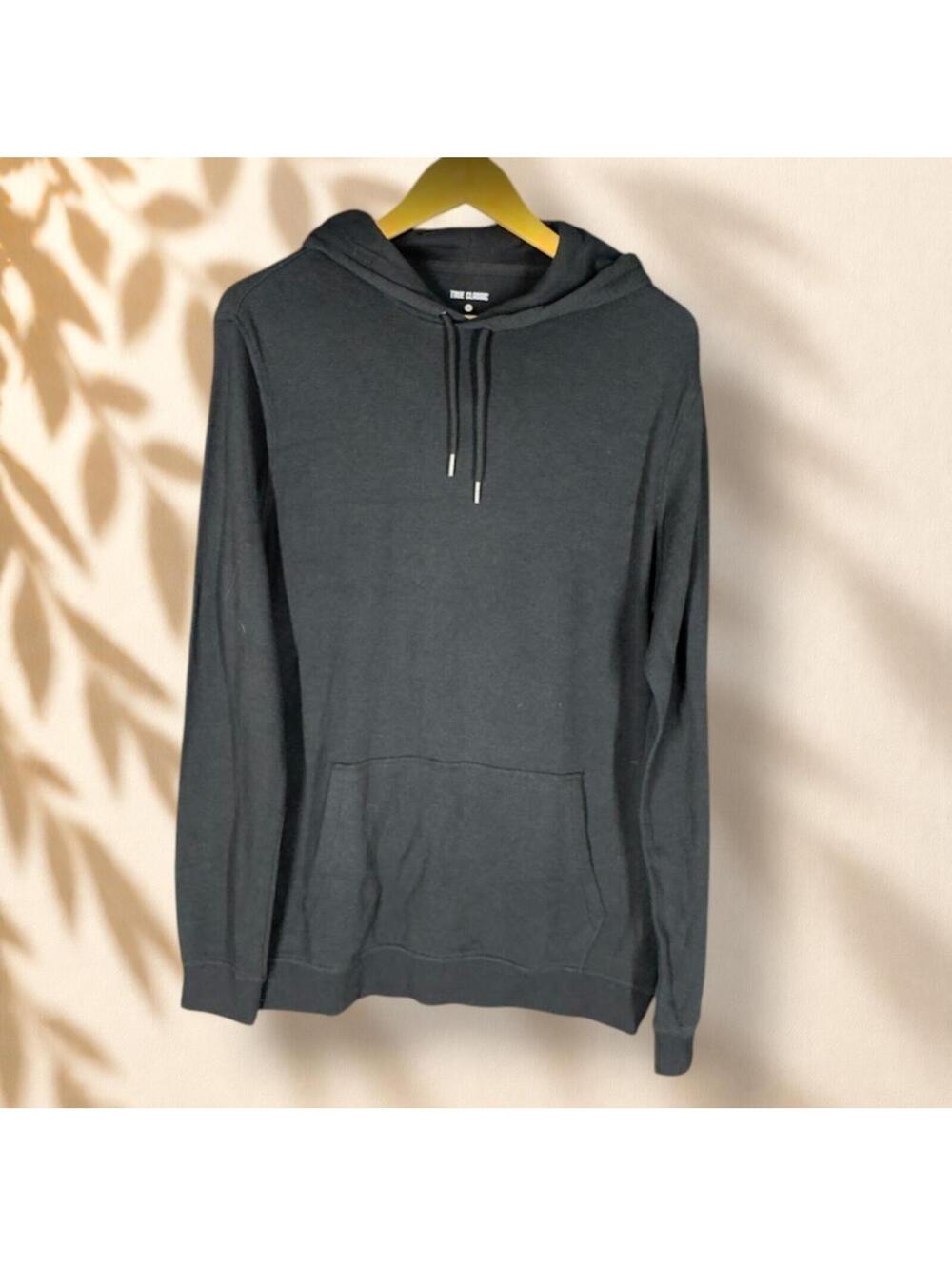True Classic Hoodie Women M Medium Black Hooded Long Sleeve Pockets Cotton